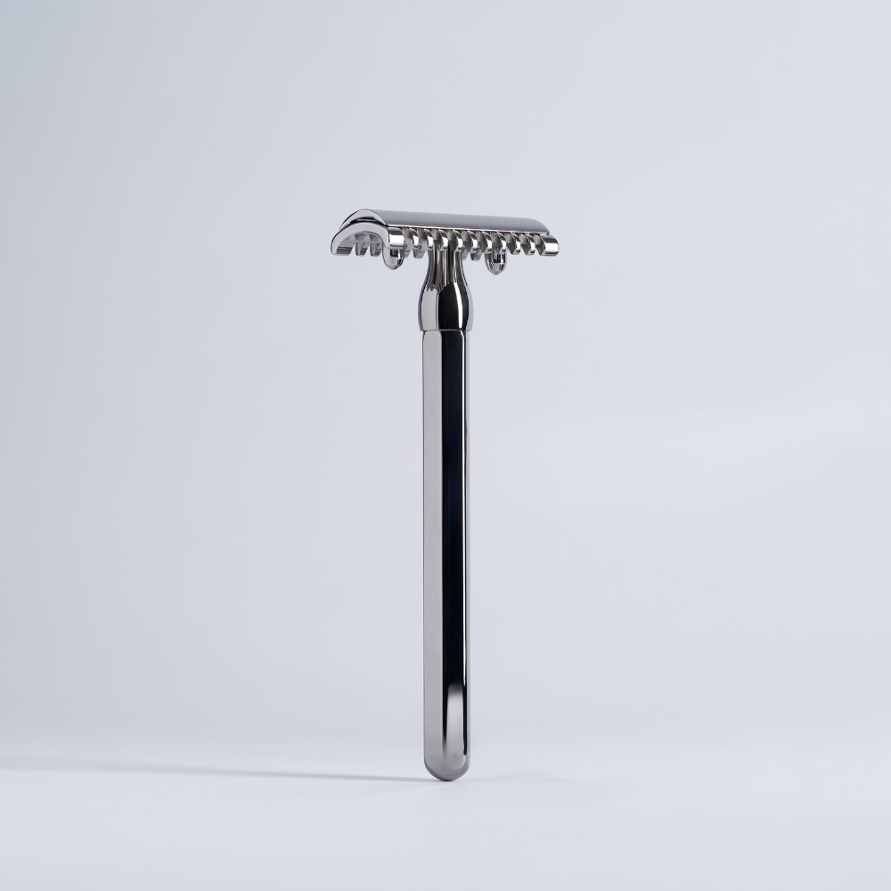 Maquinilla de afeitar hexagonal maciza con acabado de rutenio