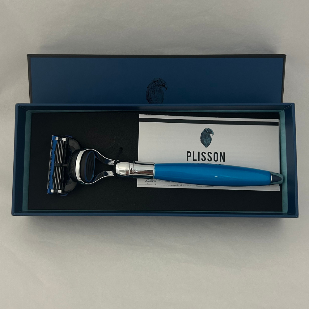 Maquinilla de afeitar Fusion azul Estérel con acabado cromado