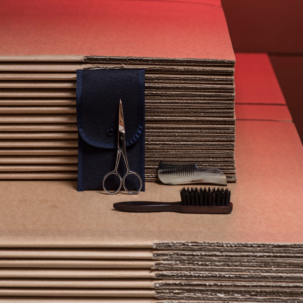 Kit de Barba y Bigote: Peine, Cepillo y Tijeras